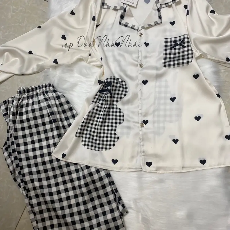 [PJM108] Bộ pijama latin tơ tằm họa tiết thỏ tim đen, cổ truyền thống TDQD