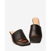 Gambar Buccheri Olivia Heels Women Black - BLACK, 36 dari Buccheri Indonesia Kota Bogor 1 Tokopedia