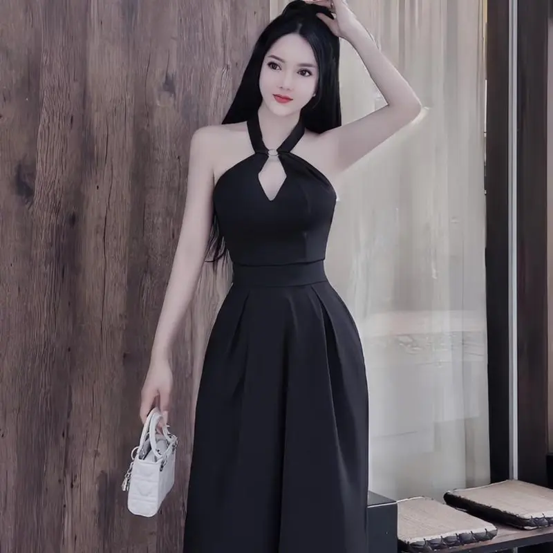 Jum quần nữ ống rộng thiết kế cổ yếm có túi với tone 2 màu xinh xắn dành cho các nàng diện đi chơi, đi tiệc Women 4
