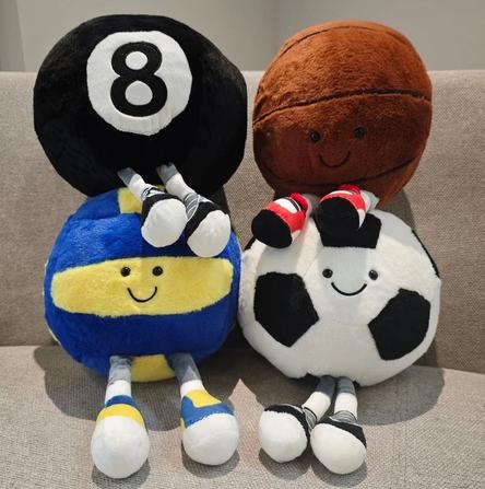 Gấu bông Trái Bóng Đá - Bóng Rổ - Bóng Chuyền - Bida Size 35cm cả chân Thú Nhồi Bông Đồ Chơi gift set quả bóng đá gấu bông gấu hình quả bóng gấu ôm bóng đá gấu hình trái banh gấu ôm trái banh