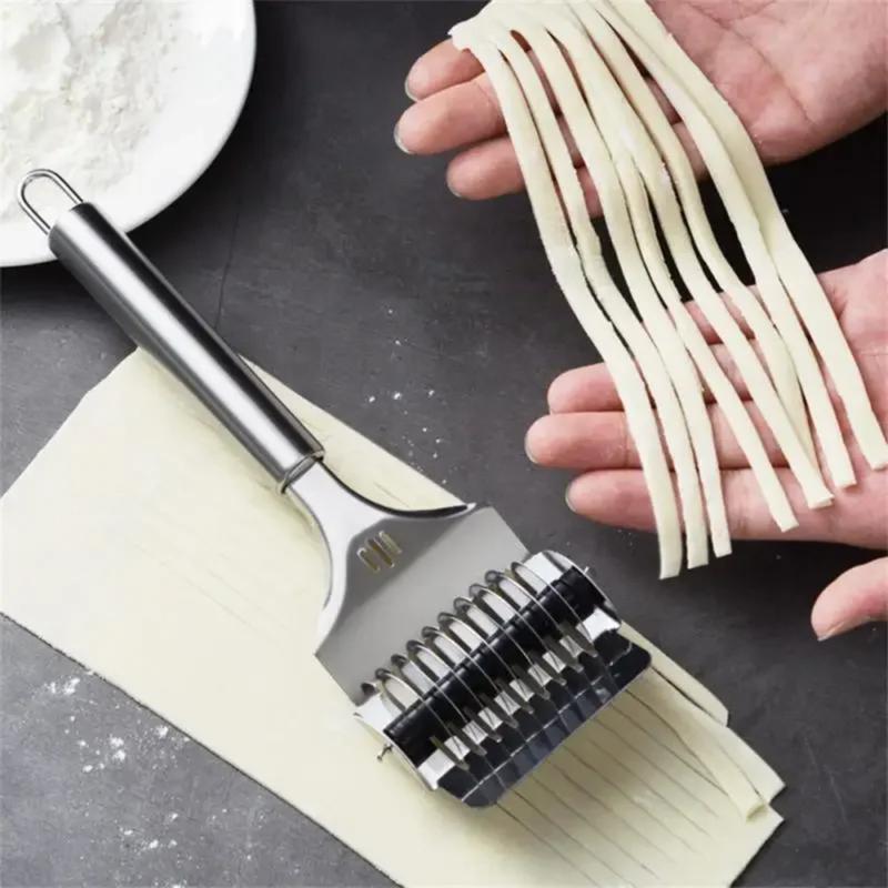 Professional stainless steel noodle cutter-manual kitchen tool for pasta & Herbs Hanging Utensils Blade 0