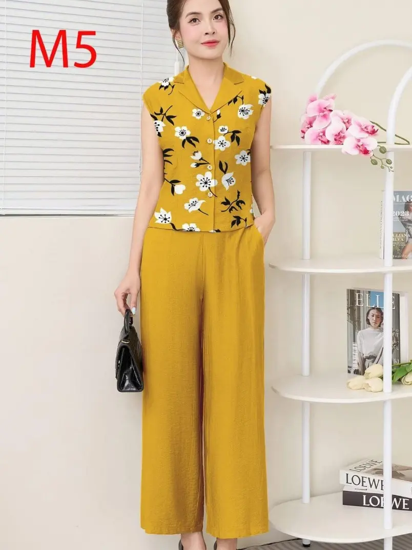 MS07 Bộ đồ nữ thời trang sát cánh thanh lịch tôn dáng, chất liệu đũi tơ mềm mịn thoáng mát, thiết kế đơn giản tinh tế, họa tiết hài hòa thanh lịch, phù hợp đi làm đi chơi, đủ size từ 40-65kg Áo Top Women Nhung Voi Nho set đỏ hồng đường viền botieuthu sét
