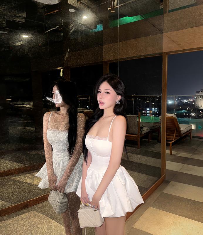 Đầm corset 2 dây tùng bí tôn body sang chảnh có ren trước ngực THELSTUDIOS