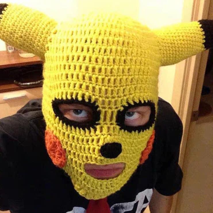 Mũ len chùm đầu pikachu