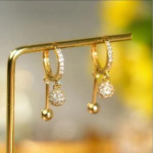 ต่างหูก้อนเพทายลูกปัด ดีไซน์ลูกบาศก์เล็กสวยงาม CZ สไตล์โบฮีเมียน ทนต่อการซีดจาง เหมาะสำหรับเป็นของขวัญวันวาเลนไทน์