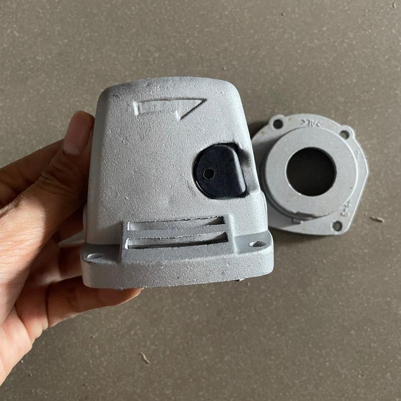 Đầu nhôm máy mài Maktec MT954, Đầu nhôm máy mài góc 100 MT954( Loại tốt)