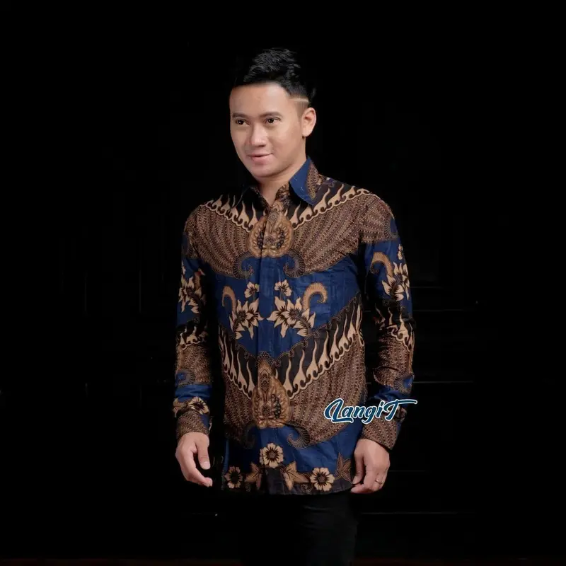 Baju batik pria lengan panjang modern - Kemeja batik pria lengan panjang - Batik pria 2