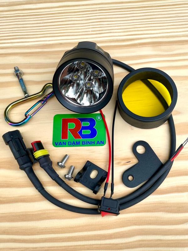 TẶNG MÓC TITAN KHÓA CÀI [RBAL4001] ĐÈN TRỢ SÁNG L4X KÍNH TRẮNG, TẶNG CÔNG TẮC, LEN VÀNG, PASS CHÂN KINH HIỆU ỨNG TIẾT KIỆM ĐIỆN