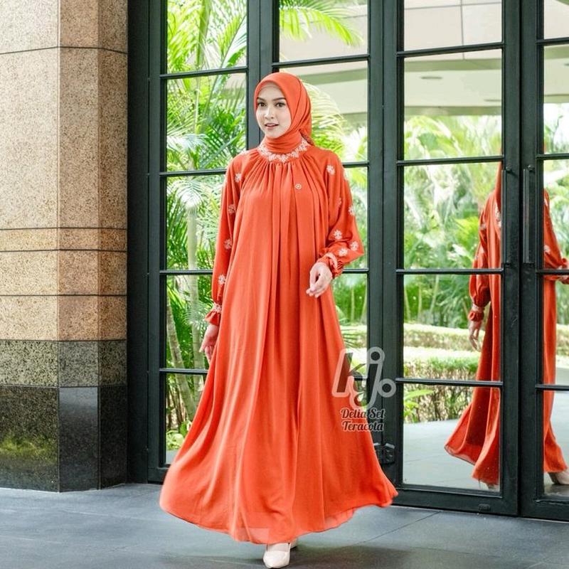 Gamis Ceruty Bordir set Hijab Gamis Delia set Original Khadijah mode 2