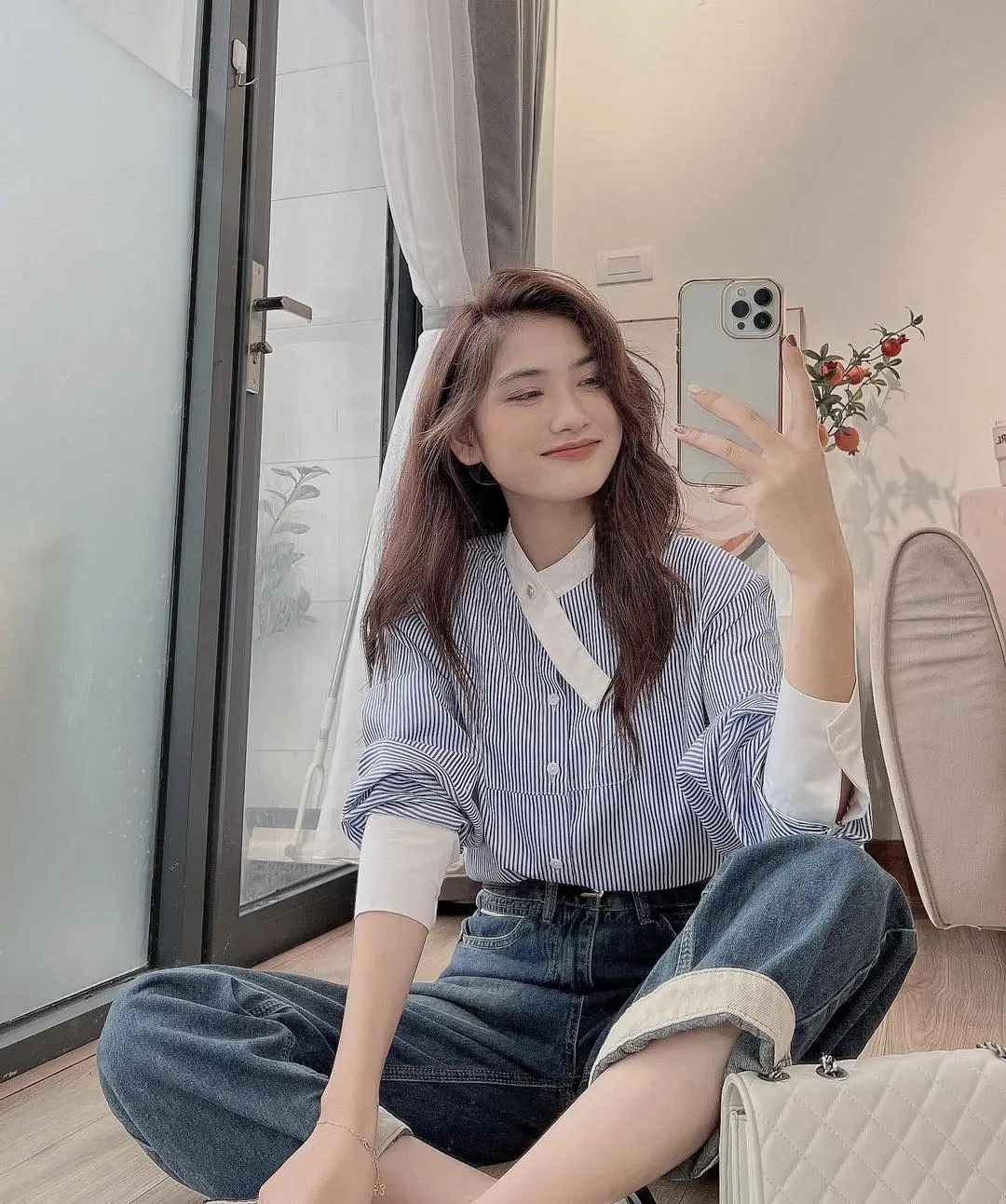 Áo sơ mi nữ kẻ xanh dài tay dáng rộng có bigsize kiểu Hàn Quốc dễ phối đồ cổ chéo siêu cá tính ATOMI [M8]