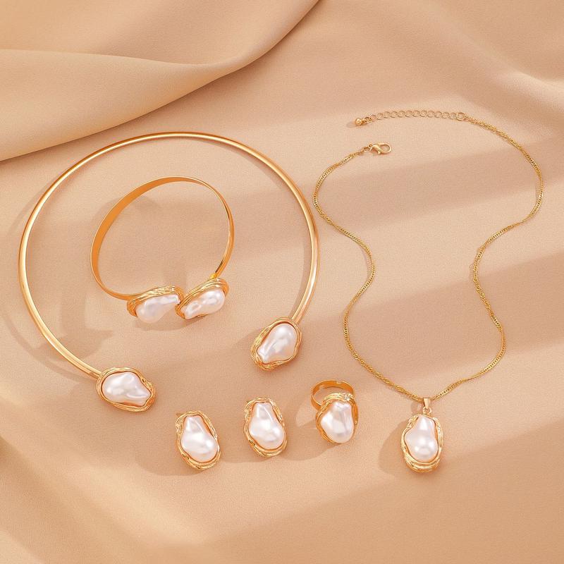 Product Introduction of Southeast Asian Trend Baroque Irregular Pearl Set Jewelry for Women High-end Necklace Earrings Ring Bracelet Choker 16