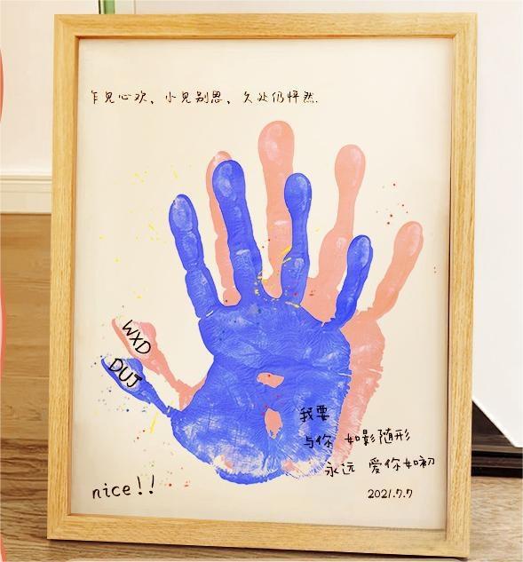 Product Introduction of Couple Hand Print DIY Photo Frame, Custom Wooden Hand Mounted Decoration Frame Children Parent-Child Double Specimen Picture Frame 4
