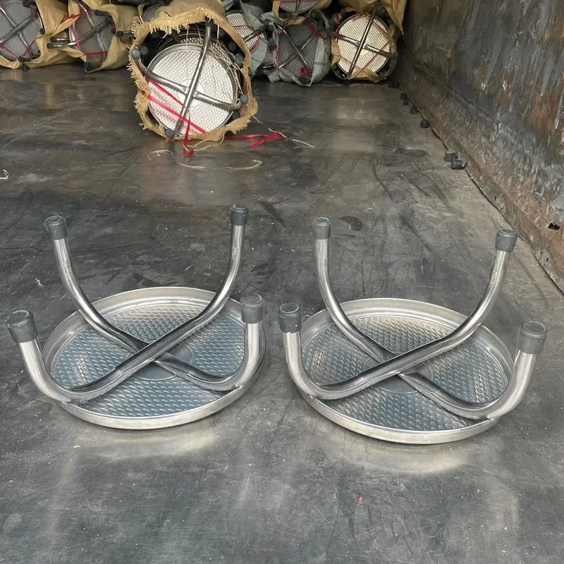 Combo 2 ￼Ghế thấp inox, ghế ngồi xổm, ghế nhặt rau đa năng 4