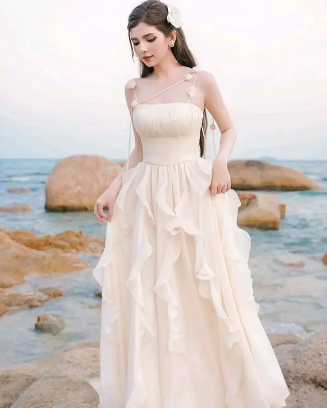 VV22 - Đầm cúp ngực 2 dây dáng dài, đầm cup ngưc thiết kế màu kem chất voan, bo chun, dây vai gắn hoa dáng bèo cho Nữ đi biển siêu xinh Dress Women 2