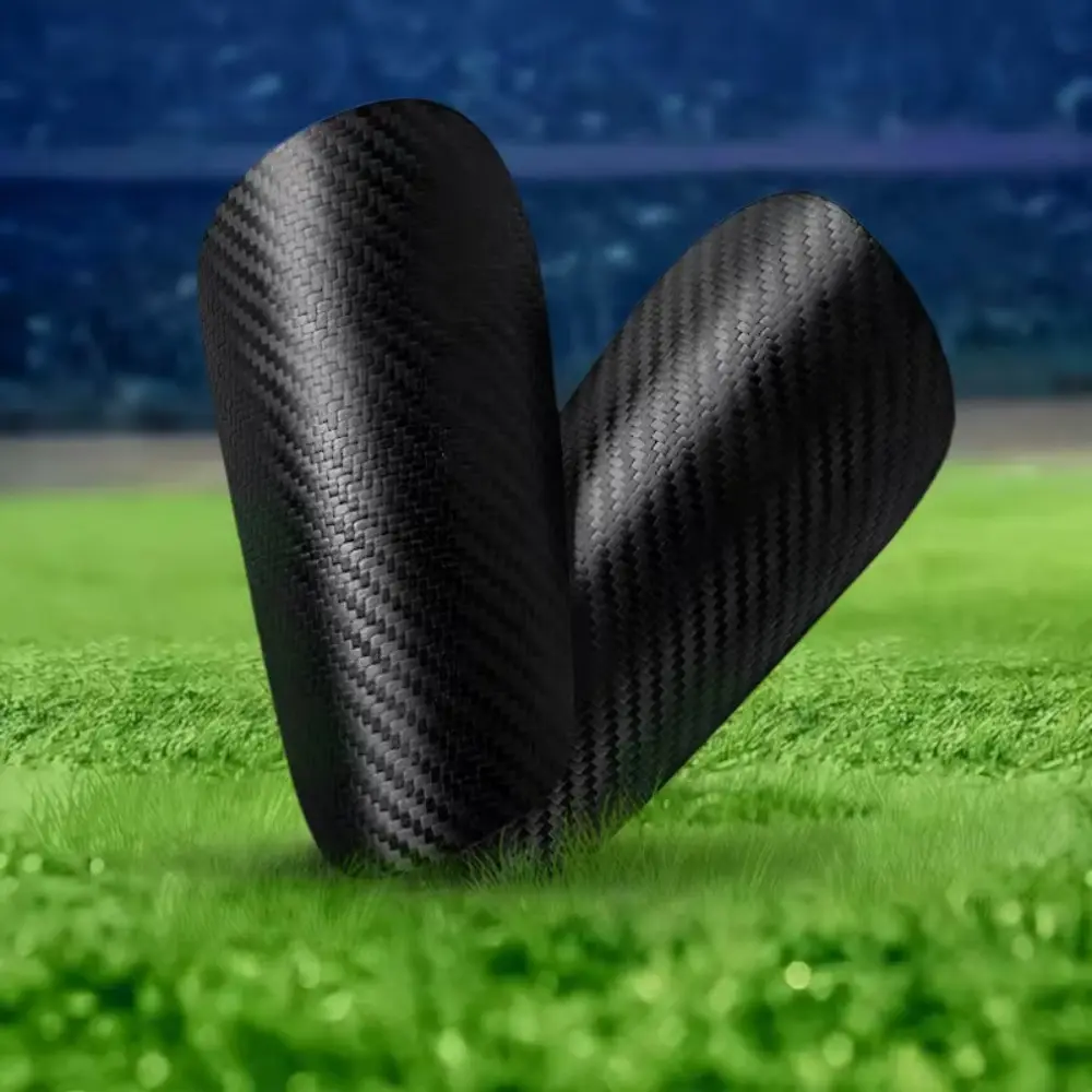 New Ultralight Carbon Fiber Football Shin Holder Leg Guard Shin Pads Soccer Shin Guards Plastic Protective Soccer Shin Pads Outdoors