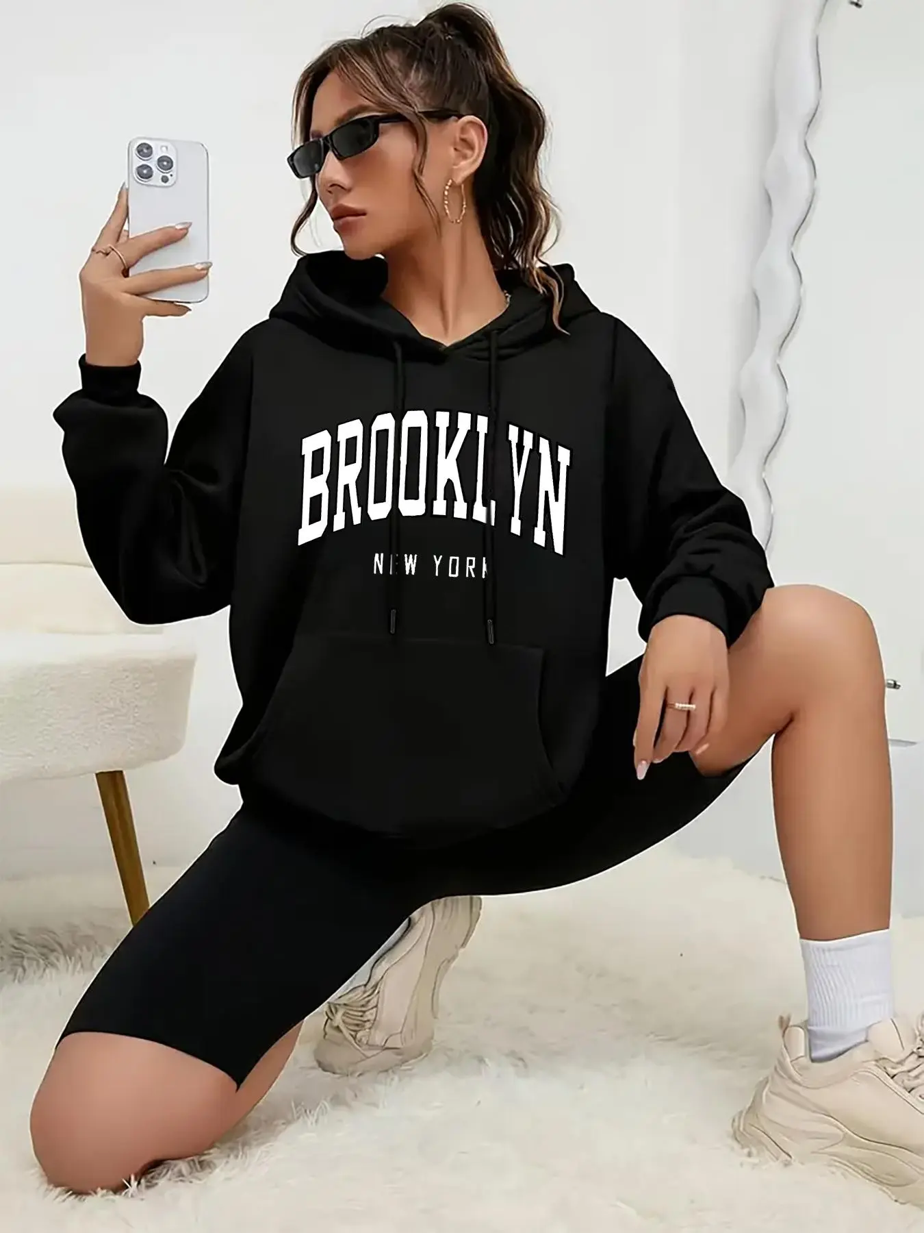 【Plus Size】 Letter Print Drop Shoulder Thermal Lined Drawstring Hoodie, Fashion Casual Kangaroo Pocket Hooded Sweatshirt for Daily Holiday Outdoor Wear, Women Clothing for Fall & Winter
