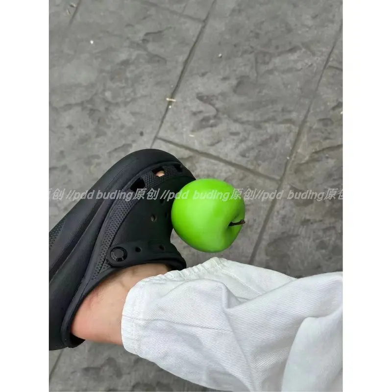 Phụ Kiện Clogs Thông Gió Công Viên Trái Cây, Mô Phỏng Táo Và Dưa Hấu, Ba Chiều, Khóa Trang Trí Có Thể Tháo Rời Thời Trang Dễ Thương Và Ngọt Ngào 7