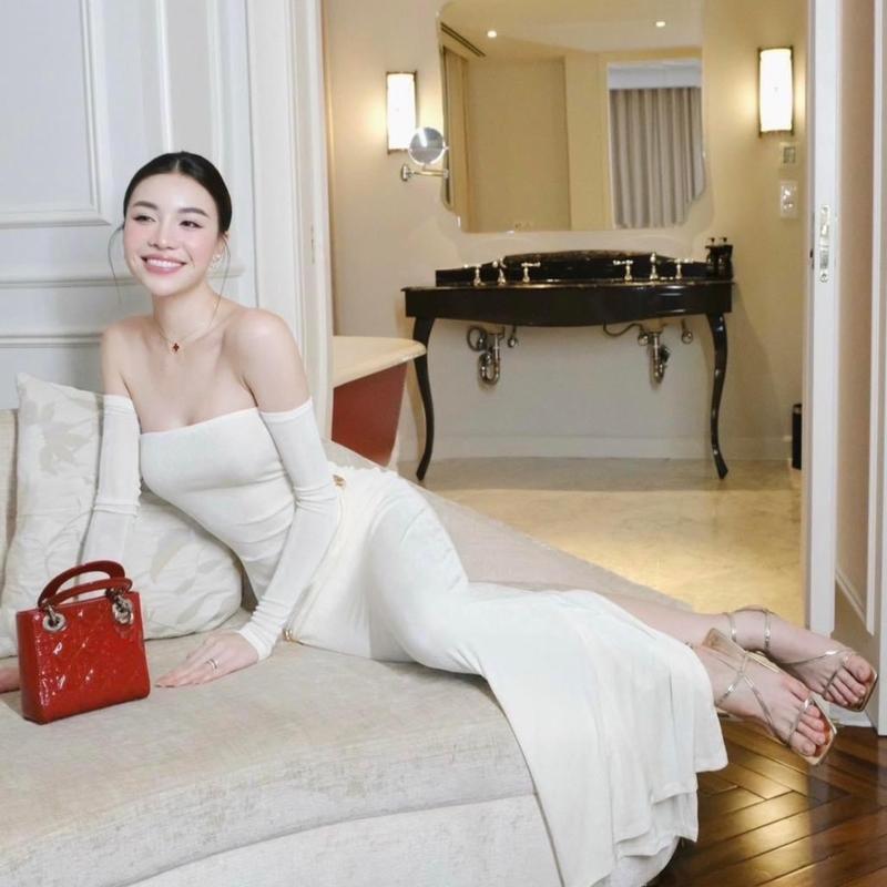 Váy thiết kế - Váy thun nhúng trễ vai đính khuy vạt 3 màu đỏ đen trắng ( 1335-CL) Nữ Women Dress Nhung Voi