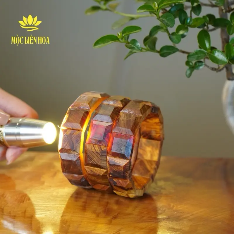 [Mộc Liên Hoa] Vòng Tay Hoàng Đàn Tuyết Lạng Sơn Bản lách Vuông -Nứt Dăm- Thơm Ngọt - Vuông  16x16 - 18x18