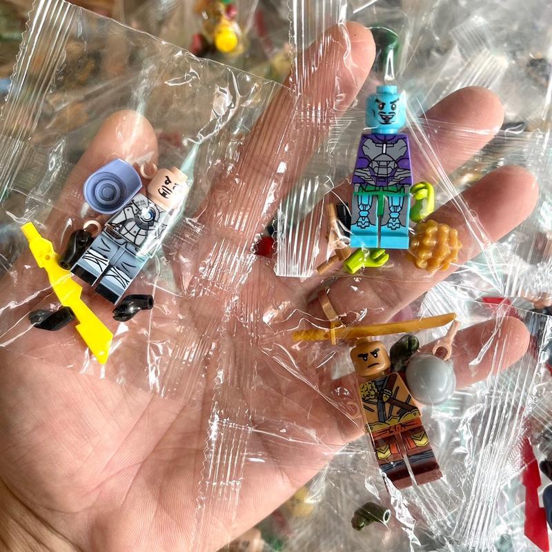 Đồ chơi lắp ráp - combo 5 nhân vật minifigures kèm phụ kiện : ninja, army, city,... ngẫu nhiên, new 100% Toy 8