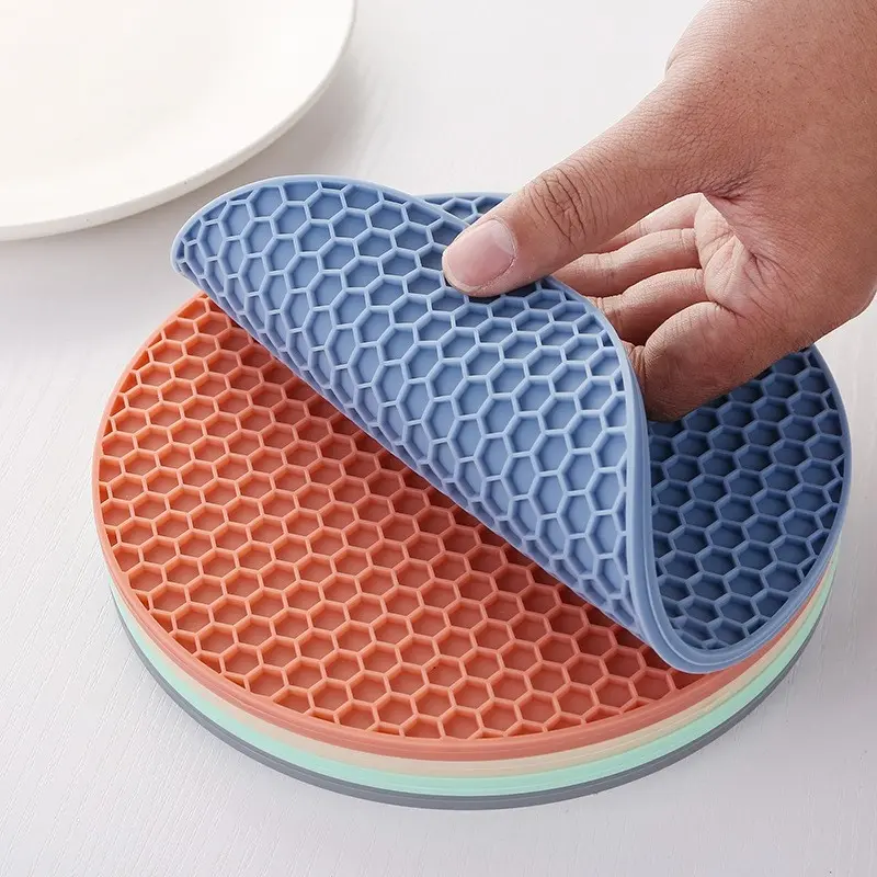 Heat Resistant Placemat Silicone Mat Non-slip Pot Holder Table Mat Kitchen Accessories