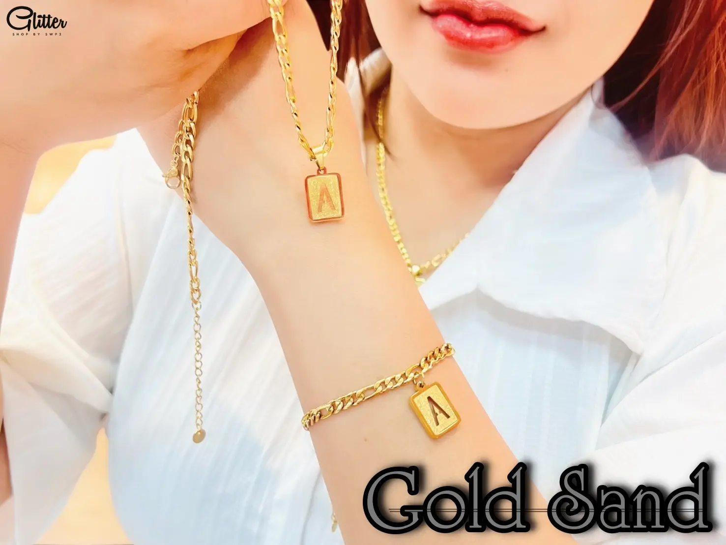 เซ็ตสร้อยคอ+ข้อมือ ลายเลทเอสเธอร์ + จี้โกลด์แซนด์ A-Z สีทอง ประดับจี้รูปตัวอักษร สําหรับผู้หญิง SW33109