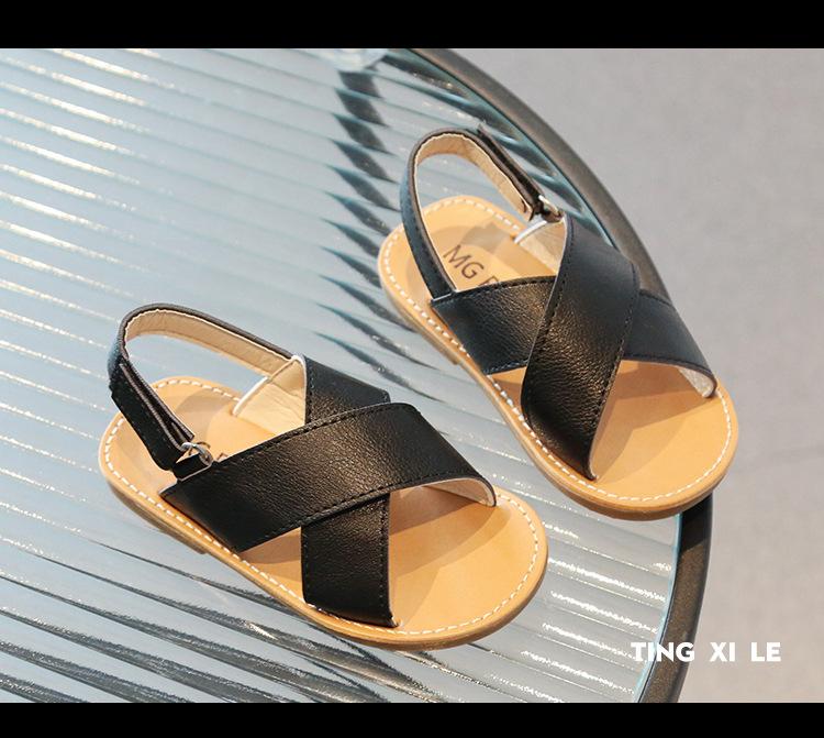 Product Introduction of Children's Sandals 2024 Summer New Fashion Versatile Baby Simple Soft Sole Boys and Girls Open Toe Cross Beach Shoes 9