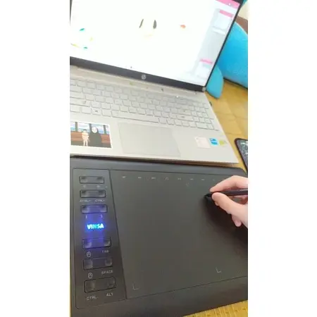Bảng vẽ điện tử Vinsa 1060 kèm  bút  tương thích Window và Android - Phiên bản nâng cấp của Gaomon 1060 2
