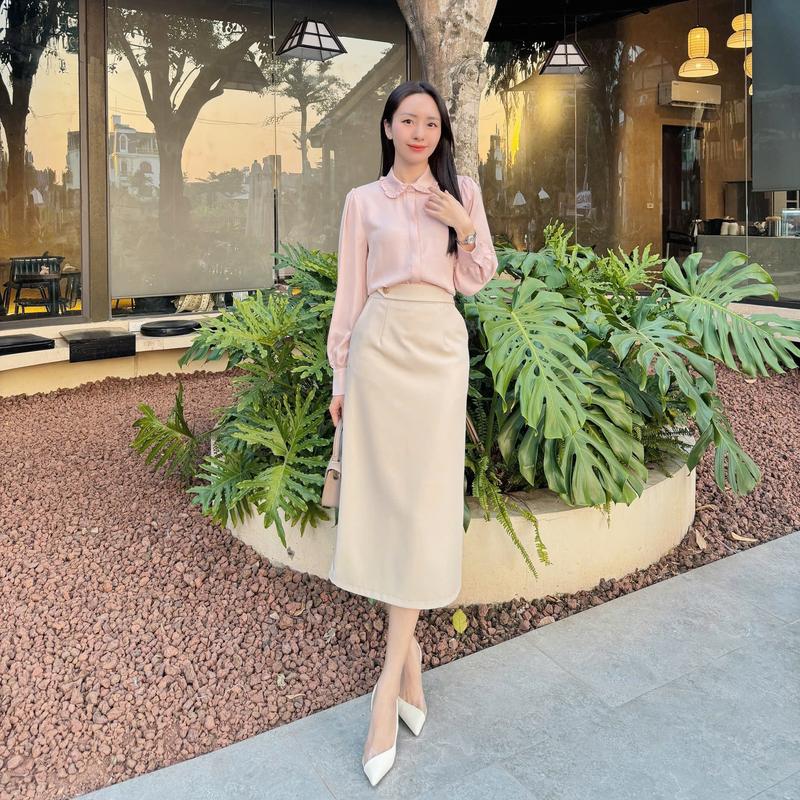 Áo Sơ Mi Nữ Lụa Tằm Trơn Cổ Sen Viền Bèo Lala Fashion Mã 4607 2