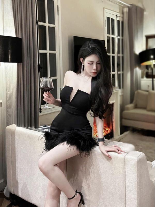 Đầm cúp nhung phối lông vũ 2 lớp kèm mút đệm ngực tiểu thư sang chảnh mặc nhiều dịp 5