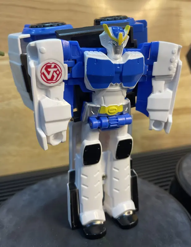 Đồ chơi rô bốt biến hình xe,siêu nhân,khủng long vui nhộn cho bé Mô Hình Toy Robot 4