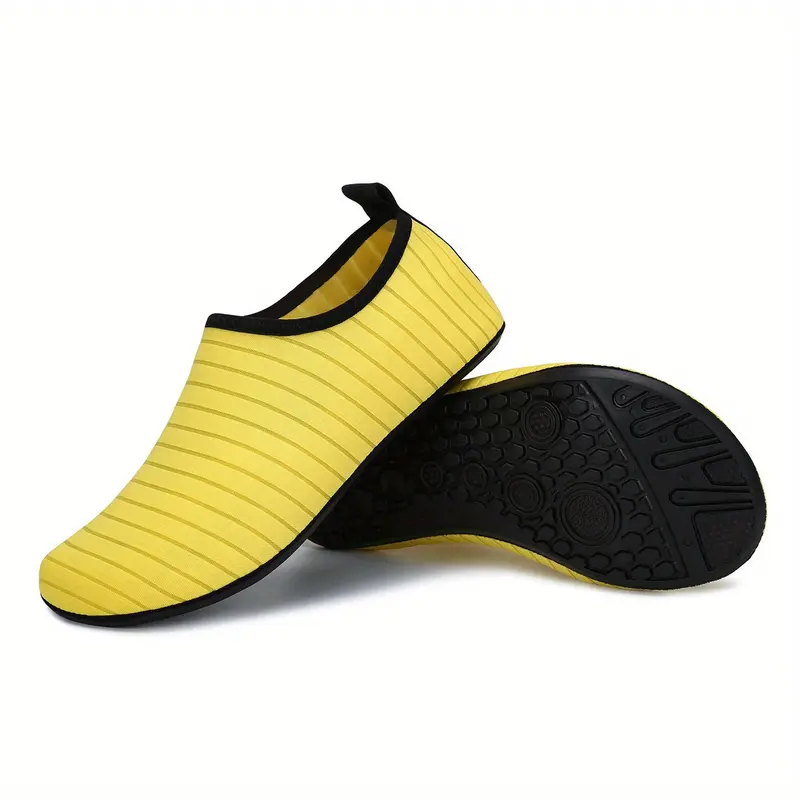 Outdoor Beach Shoes Upstream Shoes Men and Women Swimming Wading Shoes Thin Bottom Mesh Breathable Quick-Drying Water Shoes Seaside Surfing Shoes Water Park Water Shoes runningshoes saucony progrid la sportiva tk4s nova  blast  5 7