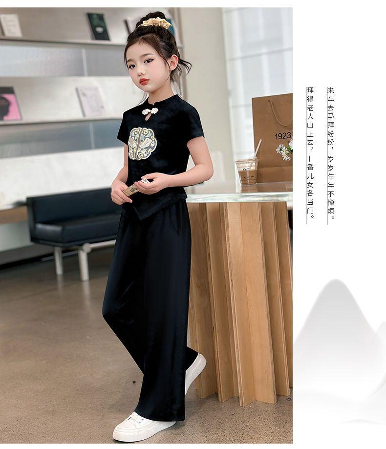 Product Introduction of Quần Áo Trẻ Em, Thoải Mái, Bộ Đồ Mùa Hè Cho Bé Gái, Hàng Mới Về 2024, Dành Cho Trẻ Em Trung Và Lớn, Phong Cách Trung Quốc, Bộ Đồ Hai Mảnh ngắn Tay, Thời Trang, Thích Hợp Cho Mùa Hè 20