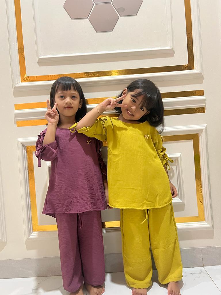 Product Introduction of K&K FASHION/Setelan anak kekinian/set kids korea/Livina Set kids/setelan anak viral/Setelan terbaru/crinkle Air Flow/Setelan murah meriah/Lengan Serut/setelan lucu/modis/casual/bisa COD Polos Kids Celana Fashion Pakaian 6