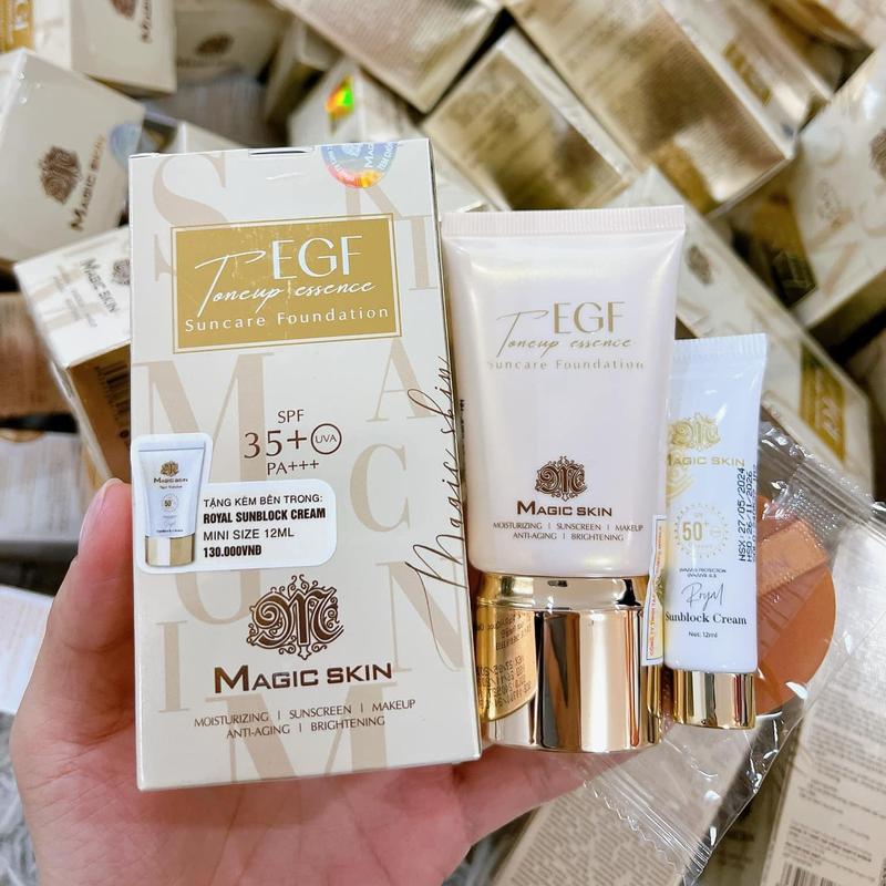 Kem nền dưỡng trắng che khuyết điểm CC Cushion Magic Skin