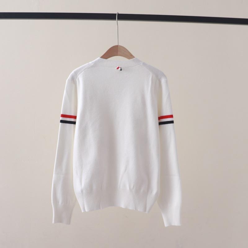 Áo Khoác Len Cún Cưng Thêu Hoa Hồng _ A523 4