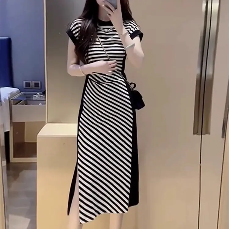 VÁY KẺ LY EO CHE BỤNG THON DÁNG
