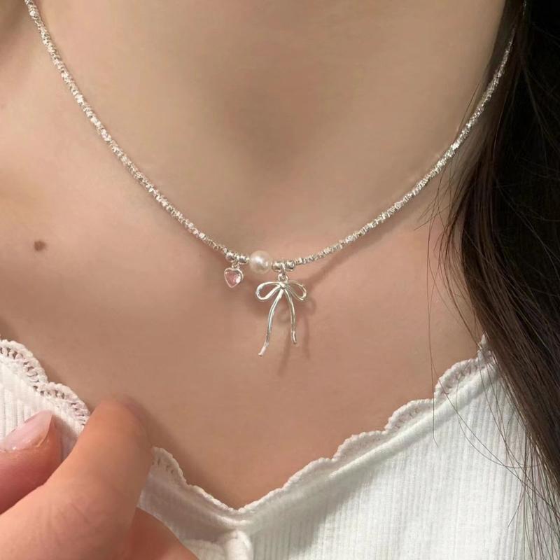 Product Introduction of S925 Loving Heart in Sterling Silver Zircon Bow Small Pieces of Silver Necklace Bracelet Set Ins Niche Temperament Clavicle Chain 19