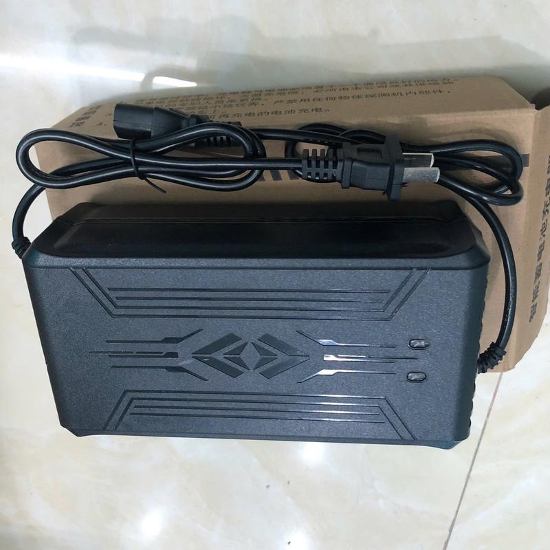 ￼Sạc xe điện 72v 12ah 20ah tự ngắt chống phồng bình <6 bình acquy> Phụ Kiện 5