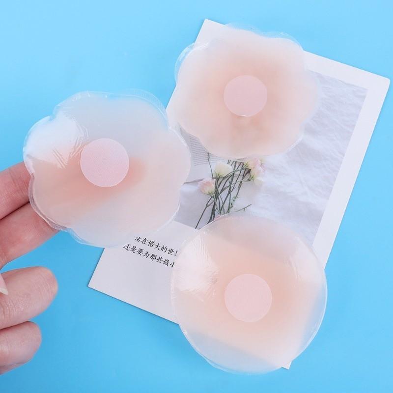 Product Introduction of Self Adhesive Silicone Nipple Cover / Reusable Breast Petals Lift Invisible Pasties Bra /Invisible Nipple Pasties Stickers with Box 45