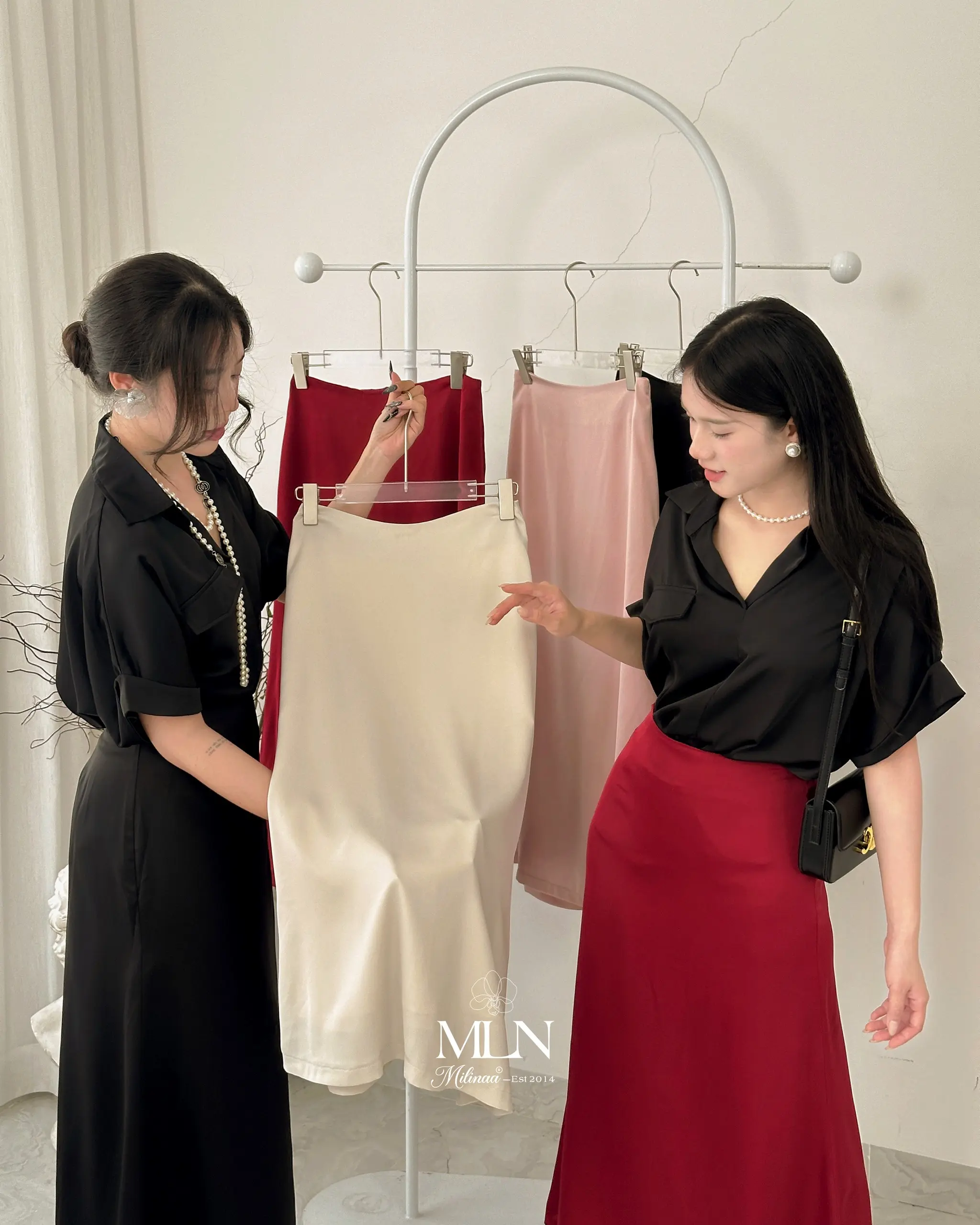 MILINAA - CHÂN VÁY LỤA MILINAA NHIỀU MÀU BEST SELLER C2749