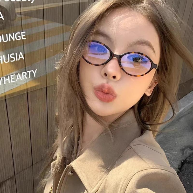 Oval Frame Glasses Retro Anti Blue Light Optical Glasses Small Frame Glasses Oval Frame Glasses Retro Anti Blue Light Optical Glasses Small Frame Glasses