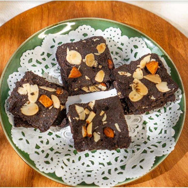Bánh Brownie Crackers Hạnh Nhân Gạch Đỏ 250GR Chuẩn Healthy Dành Cho Ăn Kiêng Snack Cay Food Cafe  lá bồ đề 4