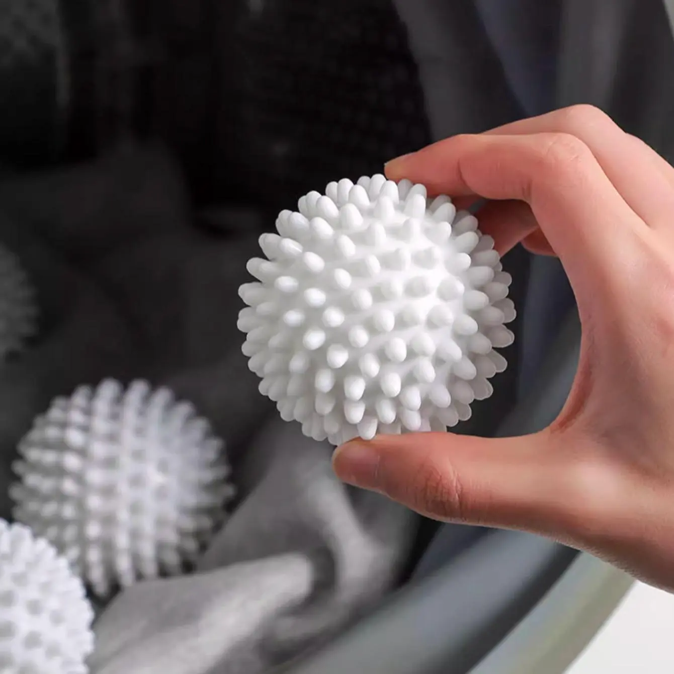 Summer Anti-winding Laundry Ball, 2/4 Counts Reusable Round Cleaning Balls, Anti-tangle Laundry Ball for Washing Machine, Clearance Household Items, Cleaning Products