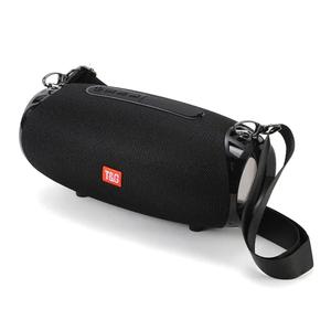 T&G ワイヤレスポータブルスピーカー、USB充電式Bluetooth対応スピーカー（マイク内蔵）、防水仕様のサブウーファー搭載アウトドア用オーディオ