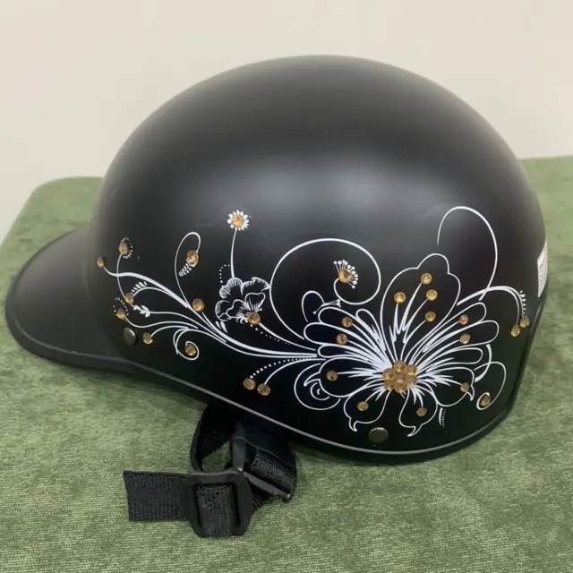 Mũ bảo hiểm kết Bông Hoa văn đính đá có khoét sau cột tóc. Helmet Phụ Kiện Chạy Xe Đạp 3