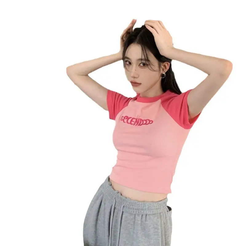 Áo Thun Ngắn Tay Ôm Sát Phong Cách Mùa Hè Mới, Dễ Thương Và Gợi Cảm, Thích Hợp Cho Học Sinh, Thiết Kế Đẹp, Phong Cách Mỹ, Dành Cho Nữ, Ins, Bán Chạy 4