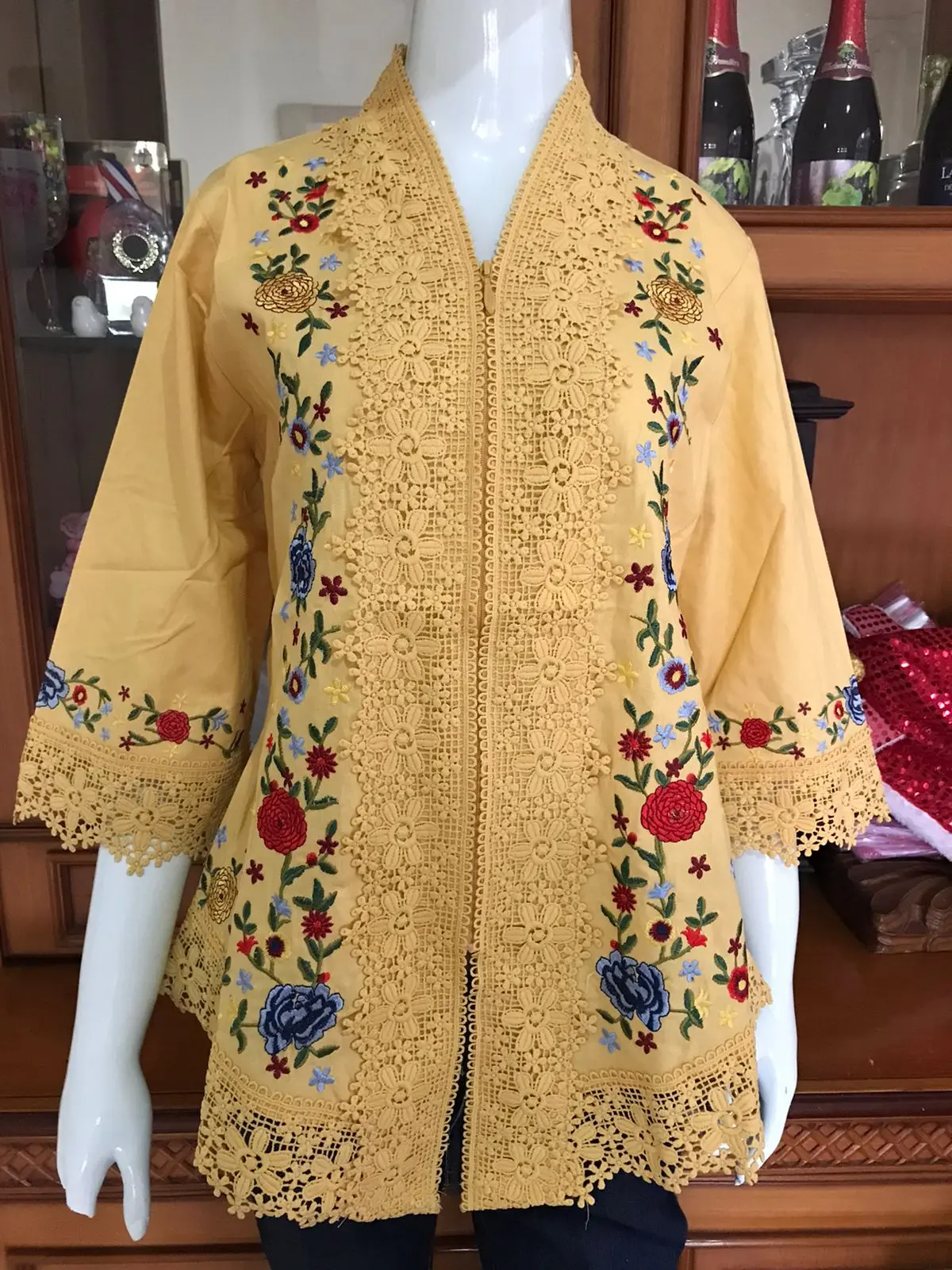 Kebaya alexuez brukat tebal warna bordir timbul kombinasi brukat //kebaya alexuez premium  0994