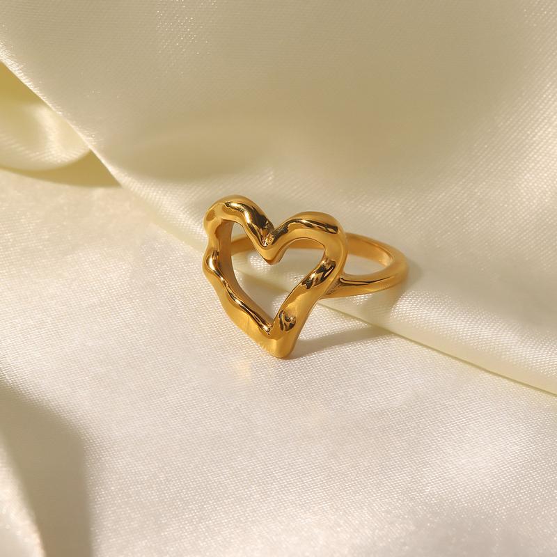 Product Introduction of Gold-Plated Non-Fading French Style Ring for Women, Designer Niche Ins Blogger Same Style Hammered Heart Light Luxury Titanium Steel Gold-Plated Non-Fading Ring 7