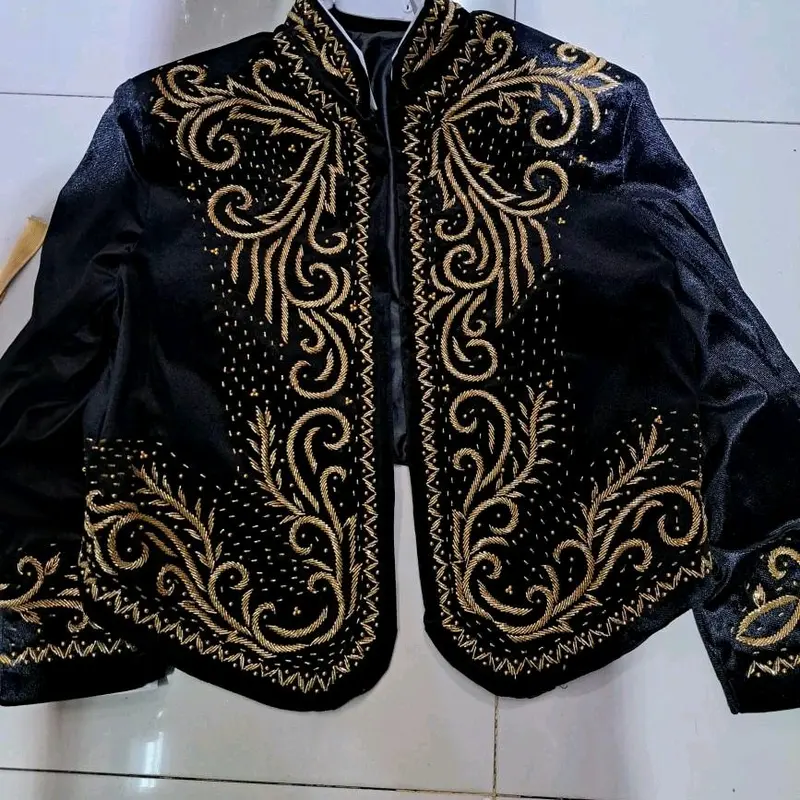 Beskap bludru manten 1